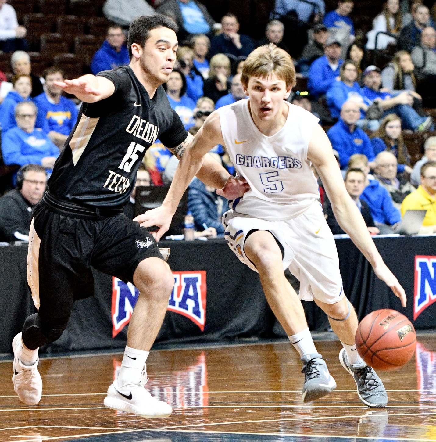 Briar Cliff vs Oregon Tech NAIA basketball